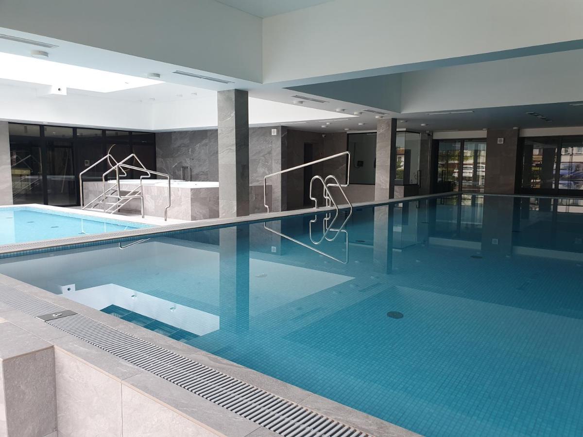 Green Port Spa Kolobrzeg Stylowy Loft- W Cenie Klimatyzacja, Baseny, 2 Jacuzzi, Sauna, Szlafroki, Bawialnia Εξωτερικό φωτογραφία